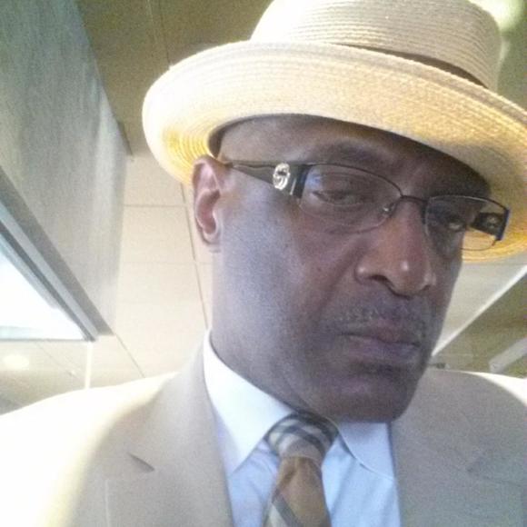 Meet your Posher, Larry - Picture 1 of 1