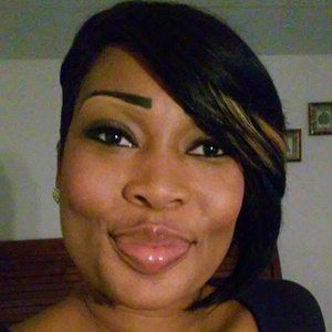 Meet your Posher, Kendra