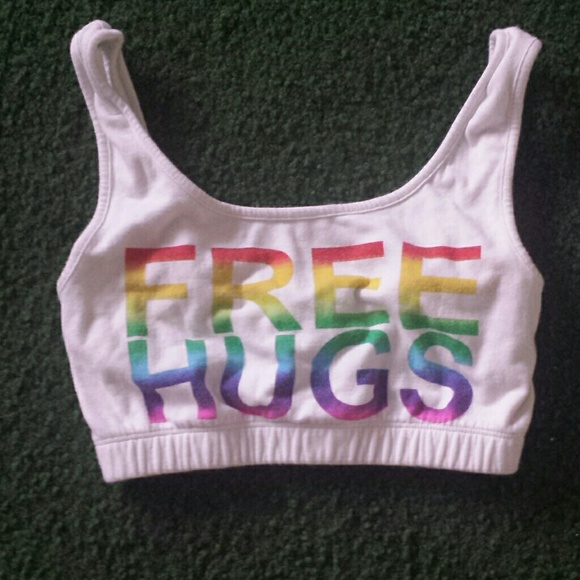 Hot topic crop top