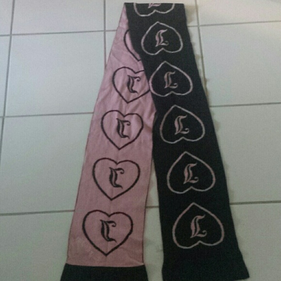 Juicy couture winter scarf