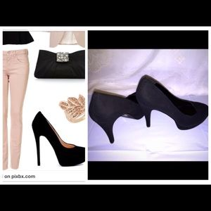 Black Suede High Heels 9M Diane