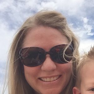 Meet your Posher, Candice