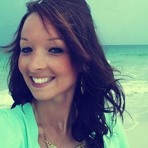 Meet your Posher, Kelsie