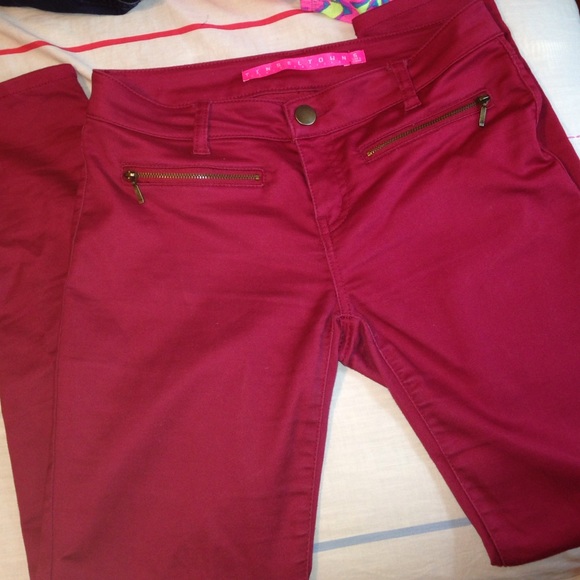 Red satin pants !! Size 5 NWOT