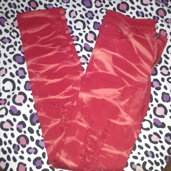 ripped red design jeans