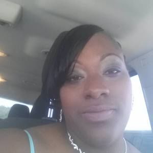 Meet your Posher, Yolanda
