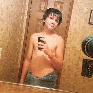 Meet your Posher, Devon