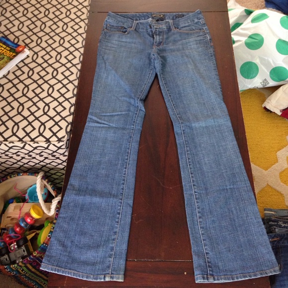 Seven7 Bootcut Jeans size 29