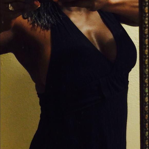 Sneak peek Dresses & Skirts - 🌹🌹Ladies Halter dress Large