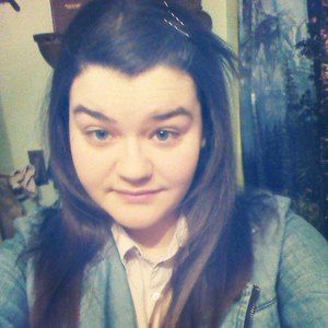 Meet your Posher, Michaela