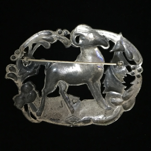 Vintage BROOCH - Picture 2 of 4