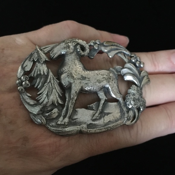 Vintage BROOCH - Picture 3 of 4