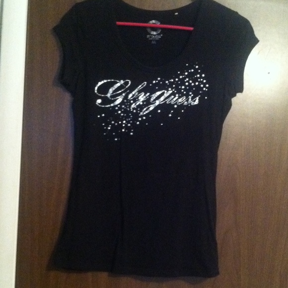 Star Crested G by Guess T-shirt!