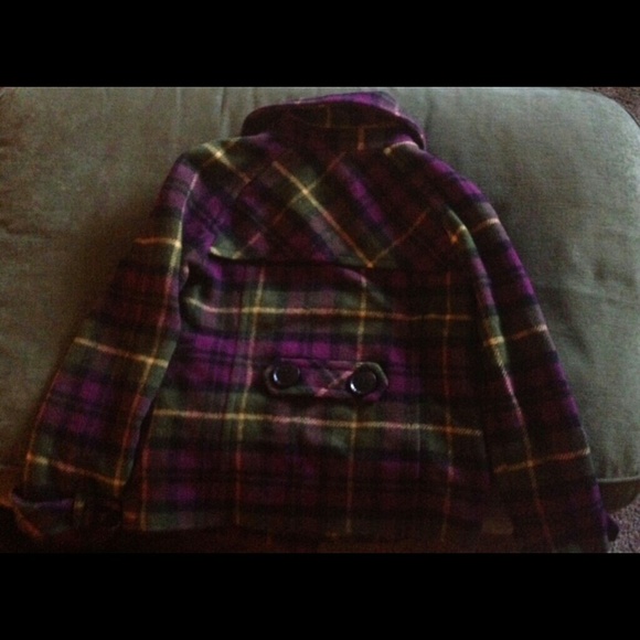 coat - Picture 2 of 3