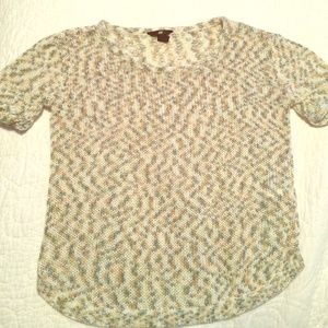 Cozy short sleeved H&M sweater