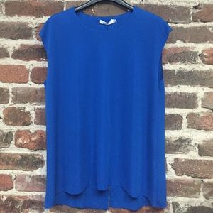 Bailey 44 Tamers Top