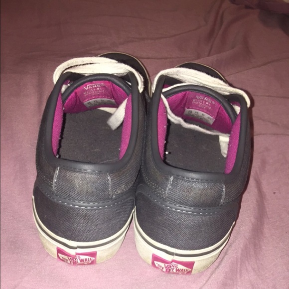 Vans - Picture 4 of 4