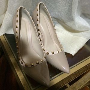 Beige High heels
