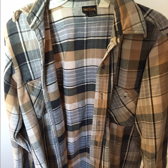 Men's Flannel Button Up