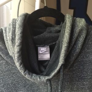Nike Funnel Neck Hooded Sweatshirt M