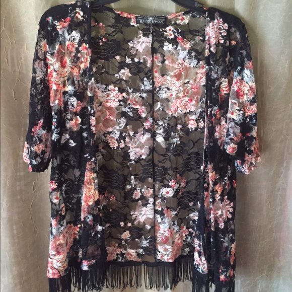 Black floral kimono