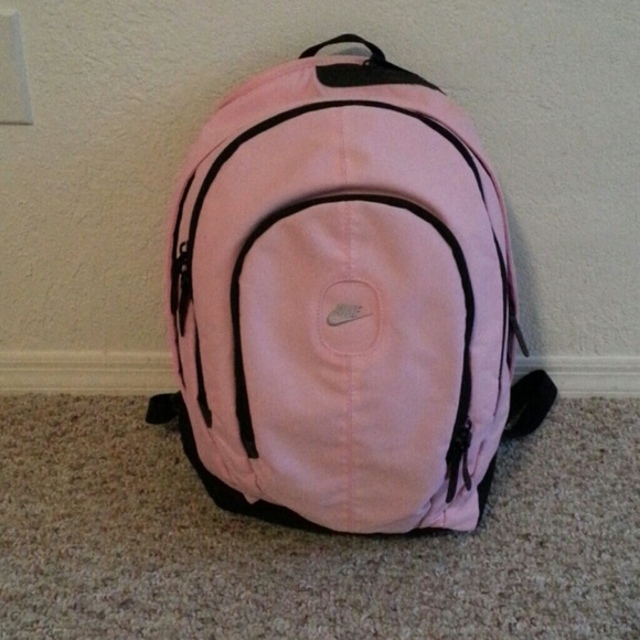 Nike Accessories - Nike bookbag