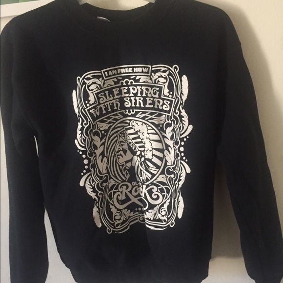 Sleeping with sirens sweatshirt great condition - Picture 2 of 3