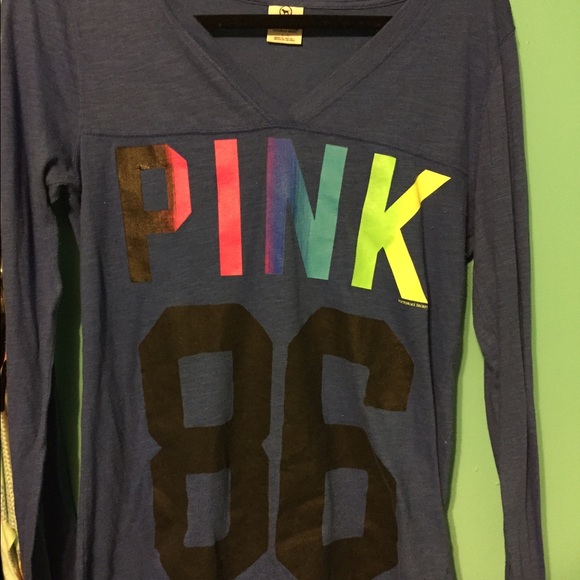 ❌SOLD❌Victoria's Secret PINK long sleeve - Picture 1 of 2