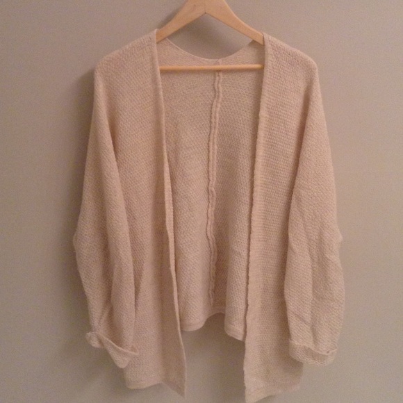 Brandy Melville Caroline Cardigan