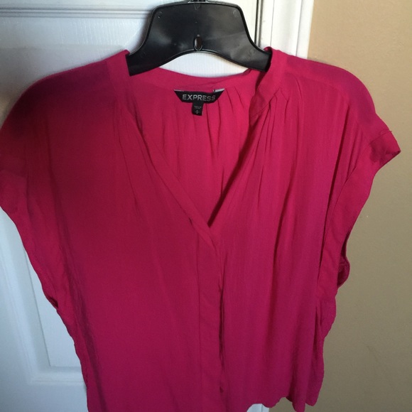 4 Express tops for $50 - Picture 3 of 4