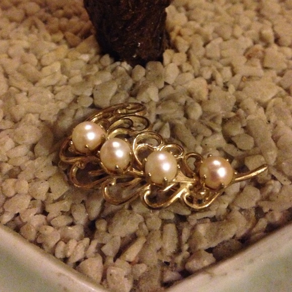 Vintage gold filed pearl brooch - Picture 2 of 3