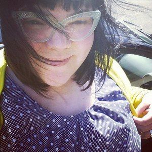 Meet your Posher, Roxy