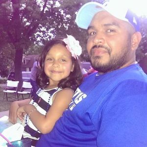 Meet your Posher, Cesar