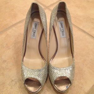 ⚠️⬇️⚠️Jimmy Choo Glitter Fabric Champagne heels