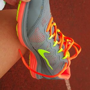 Nike Dual Fusion Running Shoes