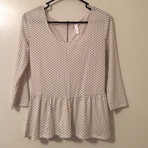 Polka Dotted Quarter Sleeve Top