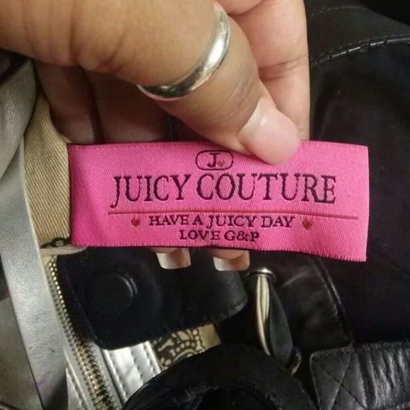 Additional pics of purse