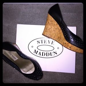 Steve Madden wedges