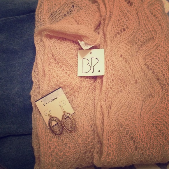 Pink knit infinity scarf NWOT