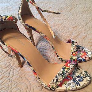 Express floral heels