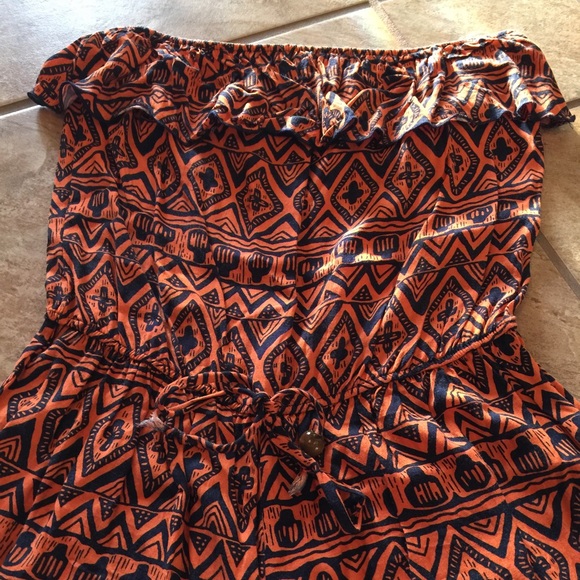 🌻Entro Orange Romper Size Medium🌻 - Picture 2 of 4