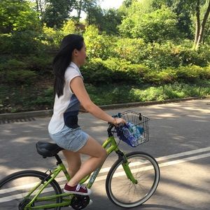 Meet your Posher, Charlotte