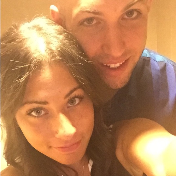 Meet your Posher, Amanda - Picture 1 of 1