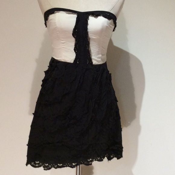 Urban outfitters swan dress size medium - Picture 2 of 4