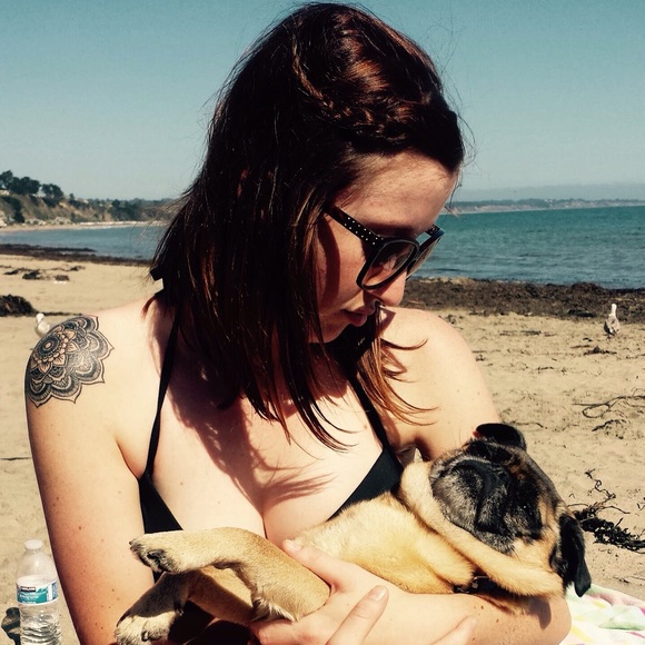 Meet your Posher, Michelle - Picture 1 of 2