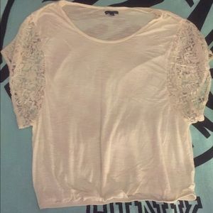 American eagle lace sleeves top