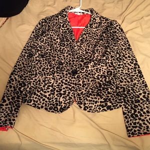 ⭐️NEW⭐️ cheetah print blazer