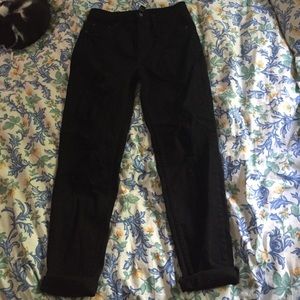 Black Distressed F21 Boyfriend Jeans