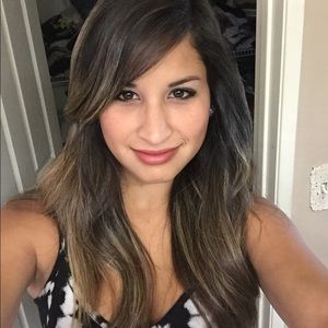 Meet your Posher, Lucia