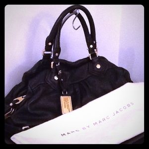 Marc by Marc Jacobs Classic Q - black